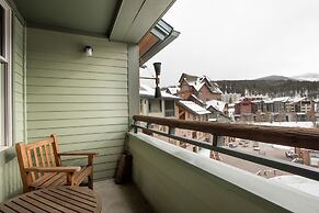 Zephyr Mountain Lodge, Condo | Ski-In/Ski-Out w/ Balcony Views (Select