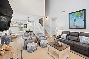 1352 Laurel Grove 3 Bedroom Home by RedAwning