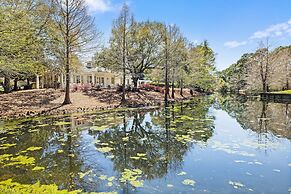 1352 Laurel Grove 3 Bedroom Home by RedAwning