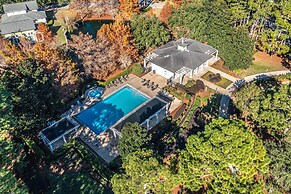 1352 Laurel Grove 3 Bedroom Home by RedAwning