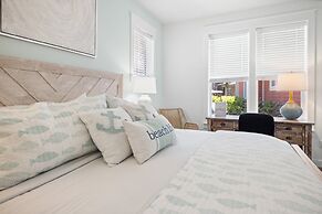 1352 Laurel Grove 3 Bedroom Home by RedAwning