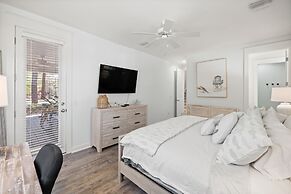 1352 Laurel Grove 3 Bedroom Home by RedAwning