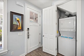 1352 Laurel Grove 3 Bedroom Home by RedAwning