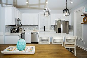 1352 Laurel Grove 3 Bedroom Home by RedAwning