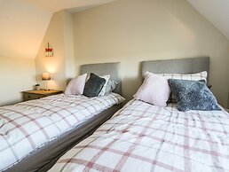 1 Woodhouse Cottages