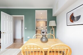 Premium 2 Bed Apartment in Haggerston