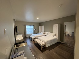 Aspire Inn & Suites Orange