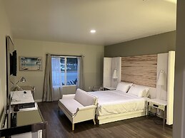 Aspire Inn & Suites Orange