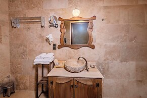 Pegas Cave Suites
