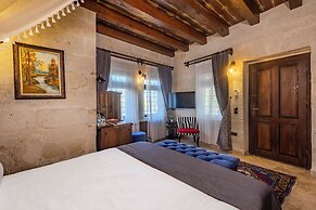 Pegas Cave Suites
