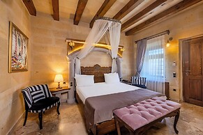 Pegas Cave Suites