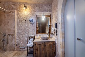 Pegas Cave Suites