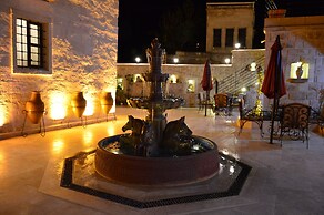 Pegas Cave Suites