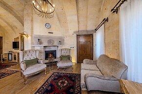 Pegas Cave Suites