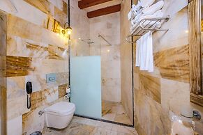 Pegas Cave Suites
