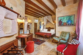 Pegas Cave Suites