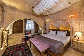 Pegas Cave Suites