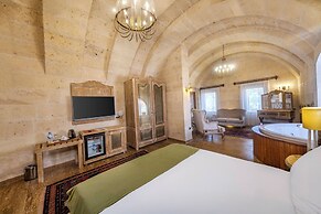 Pegas Cave Suites