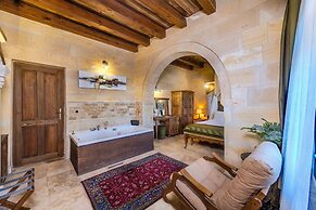 Pegas Cave Suites