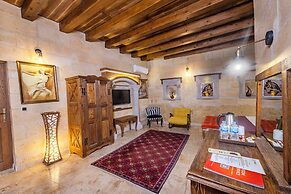 Pegas Cave Suites