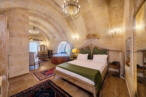 Pegas Cave Suites