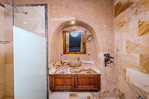 Pegas Cave Suites