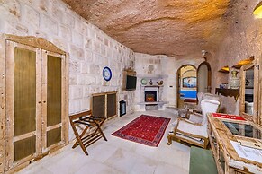 Pegas Cave Suites