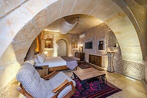 Pegas Cave Suites