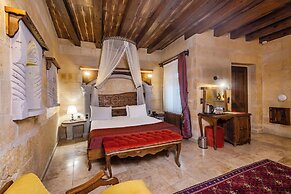 Pegas Cave Suites