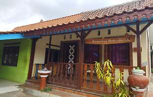 Home Stay Muhrodin