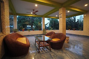 Neel Nirjan Resort