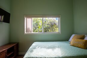 Hale Honu 2 Bedroom Home by RedAwning