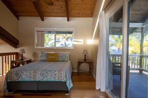 Hale Honu 2 Bedroom Home by RedAwning