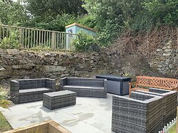 The Slipway Fowey Harbour, Parking 1 Min & Garden