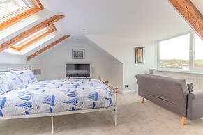 The Slipway Fowey Harbour, Parking 1 Min & Garden