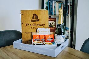 The Slipway Fowey Harbour, Parking 1 Min & Garden