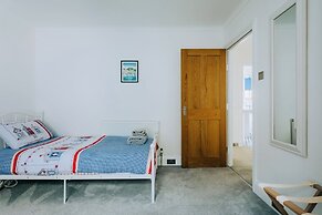 The Slipway Fowey Harbour, Parking 1 Min & Garden