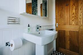 The Slipway Fowey Harbour, Parking 1 Min & Garden