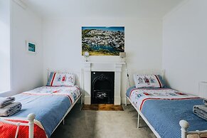 The Slipway Fowey Harbour, Parking 1 Min & Garden