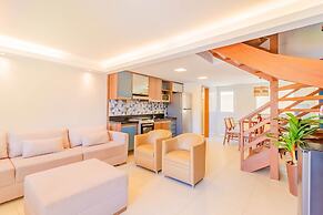 IT32 Triplex 4 Suítes a 100m da Praia