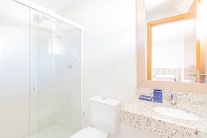 IT32 Triplex 4 Suítes a 100m da Praia