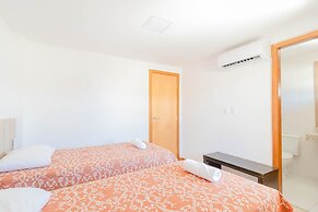 IT32 Triplex 4 Suítes a 100m da Praia