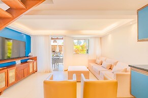 IT32 Triplex 4 Suítes a 100m da Praia