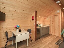 Jenny - Crossgate Luxury Glamping