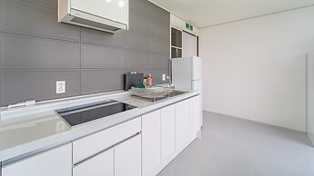 Jeju Kidsgajok Badatgahauseu