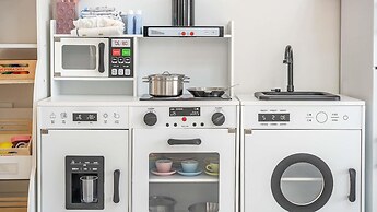 Jeju Kidsgajok Badatgahauseu