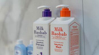 Jeju Kidsgajok Badatgahauseu