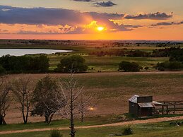 Snow Goose Lodge at Gamekeeper's Marsh