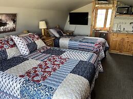 Snow Goose Lodge at Gamekeeper's Marsh