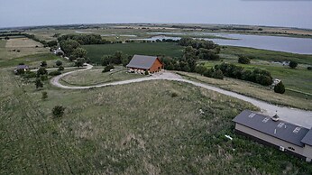 Snow Goose Lodge at Gamekeeper's Marsh